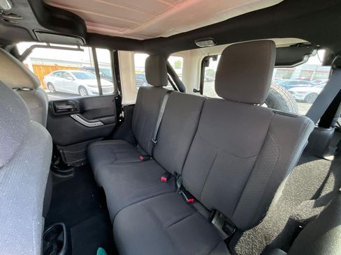 Used 2015 Jeep Wrangler Unlimited Sport w/ Quick Order Package 24S AWD/4WD image 20