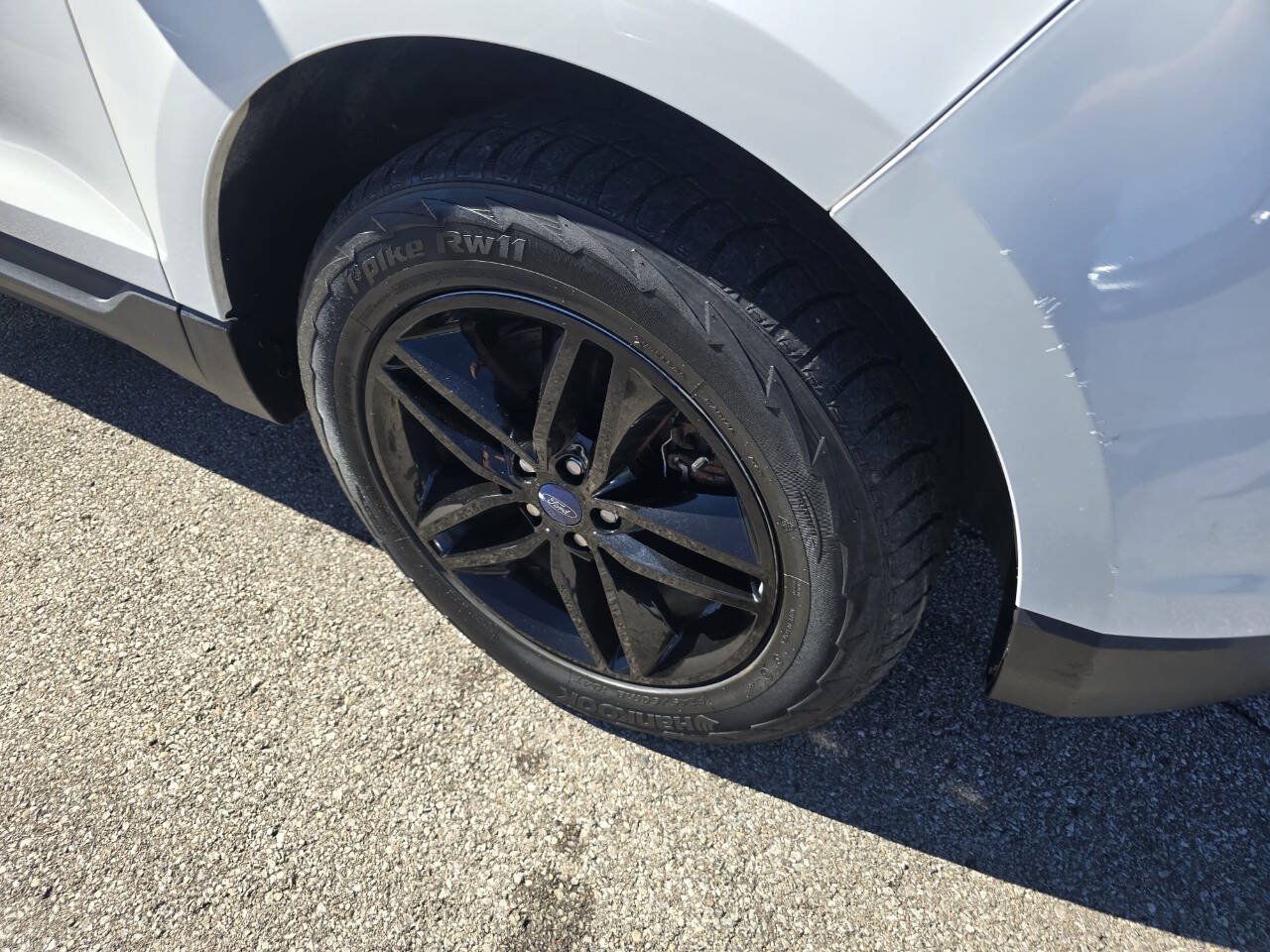 Used 2016 Ford Edge SEL w/ Equipment Group 201A AWD/4WD image 28