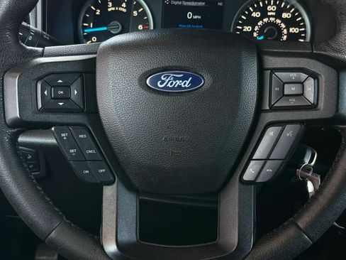 Used 2016 Ford F150 XLT w/ Equipment Group 302A Luxury AWD/4WD image 53