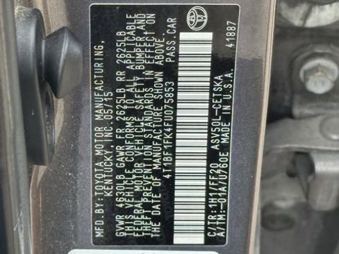 Used 2015 Toyota Camry SE image 9