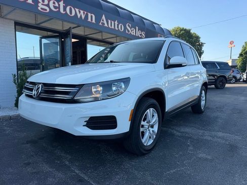 Used 2017 Volkswagen Tiguan S FWD image 27
