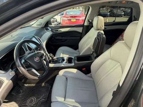 Used 2014 Cadillac SRX Luxury w/ Driver Awareness Package image 6