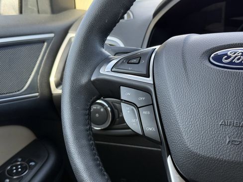 Used 2024 Ford Edge SEL image 14