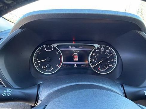 Used 2025 Nissan Sentra SV w/ All-Weather Package image 29