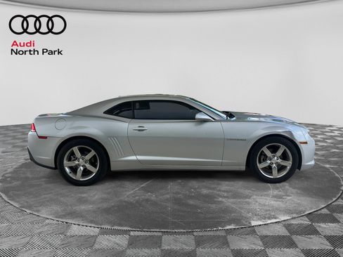 Used 2015 Chevrolet Camaro LT RWD image 6