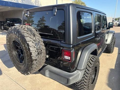 Used 2023 Jeep Wrangler Unlimited Sport AWD/4WD image 6