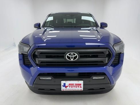 Used 2025 Toyota Tacoma SR5 w/ SR5 Upgrade Package image 3