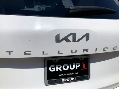 Certified 2023 Kia Telluride S w/ S Sunroof Package FWD image 32