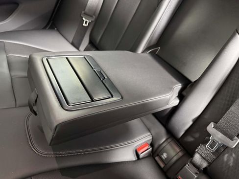 Used 2024 BMW 330i xDrive Sedan w/ M Sport Package image 2