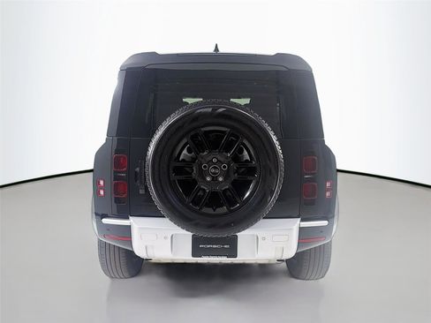 Used 2025 Land Rover Defender 110 S AWD/4WD image 20
