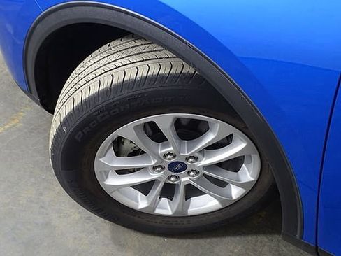 Used 2020 Ford Escape S image 40