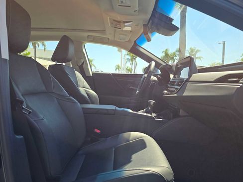 Used 2022 Lexus ES 350 w/ Premium Package FWD image 10