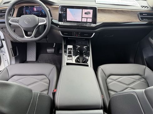 New 2026 Volkswagen Atlas SE image 26