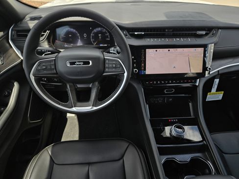 New 2026 Jeep Grand Cherokee Limited w/ Limited Altitude Package RWD image 20