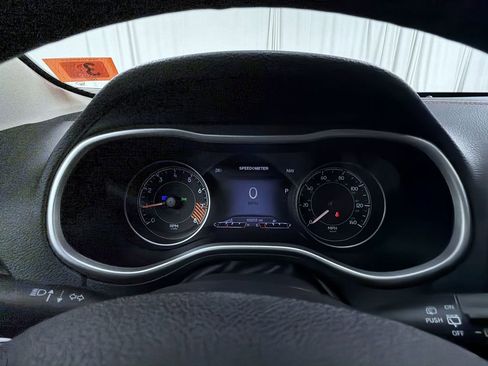 Used 2014 Jeep Cherokee Trailhawk w/ Comfort/Convenience Group image 13