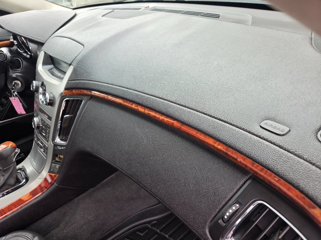Used 2008 Cadillac CTS 3.6 w/ Wood Trim Package RWD image 39