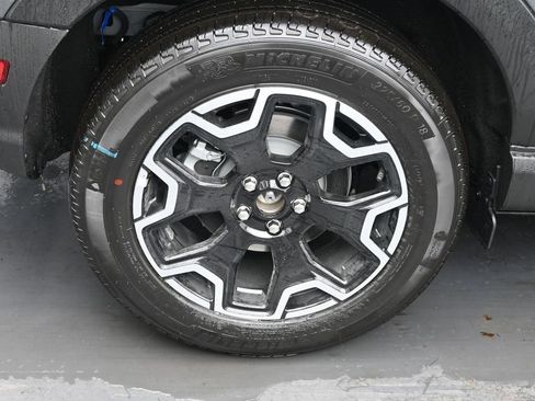 New 2025 Ford Bronco Sport Outer Banks image 12