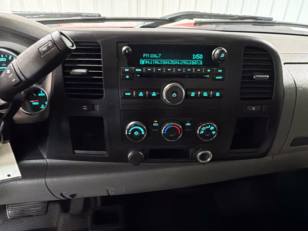 Used 2009 Chevrolet Silverado 3500 W/T w/ Snow Plow Prep Package AWD/4WD image 23