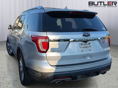 Used 2018 Ford Explorer Limited FWD image 10