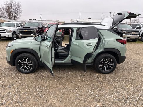 Used 2025 Chevrolet TrailBlazer ACTIV w/ Convenience Package image 25