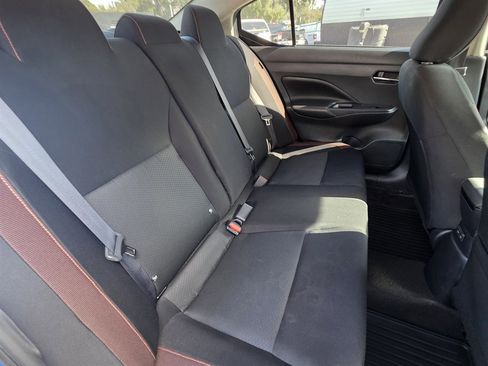 Used 2021 Nissan Versa SR image 29