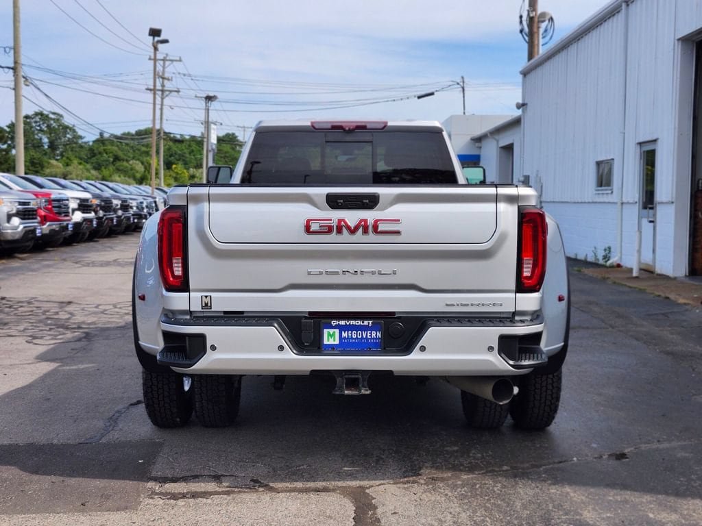 Used 2020 GMC Sierra 3500 Denali w/ Denali Ultimate Package AWD/4WD image 4