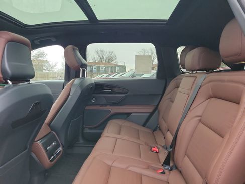 New 2026 Lincoln Nautilus Reserve image 13