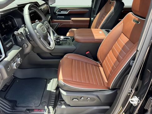 New 2026 GMC Sierra 1500 Denali Ultimate AWD/4WD image 8