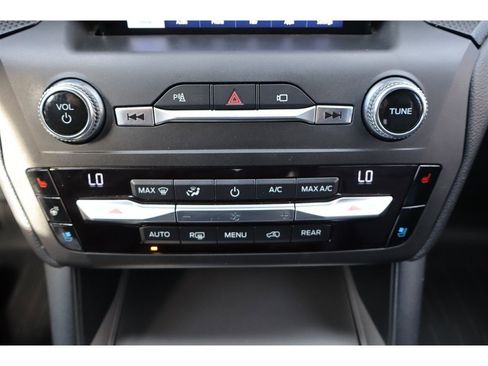 Used 2020 Ford Explorer ST w/ Premium Technology Package image 39