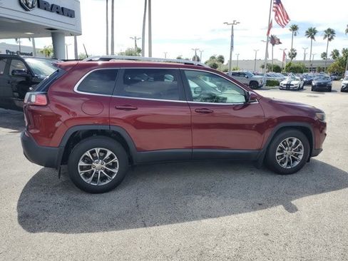 Certified 2019 Jeep Cherokee Latitude Plus image 8