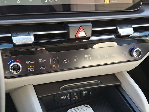 New 2026 Kia Sportage SX Prestige image 17