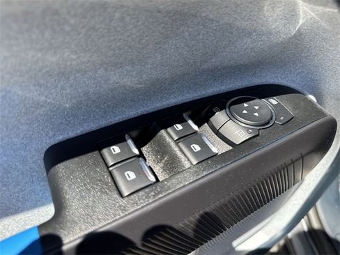 New 2025 Ford Maverick XLT image 10