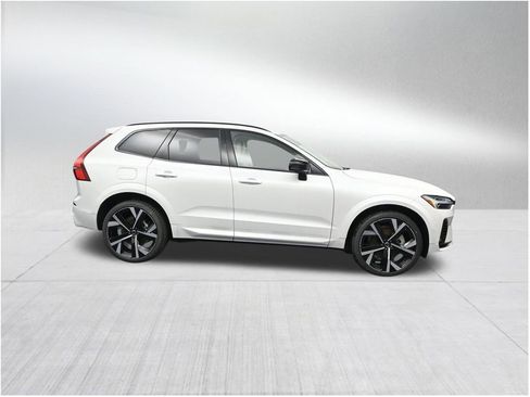 New 2026 Volvo XC60 T8 Ultra AWD/4WD image 6