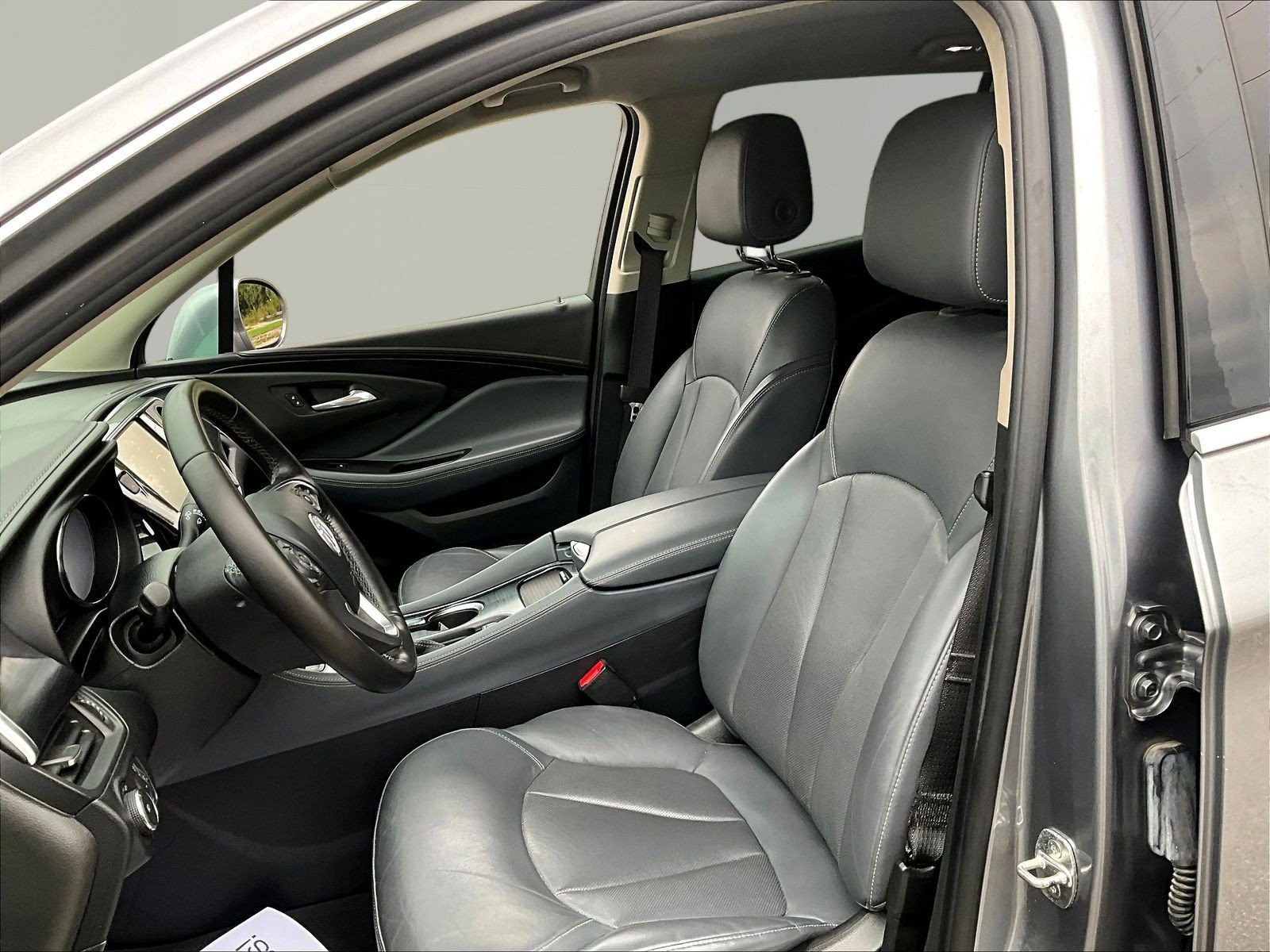 Used 2019 Buick Envision Essence FWD image 21