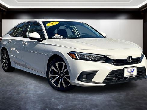 Used 2024 Honda Civic EX image 11