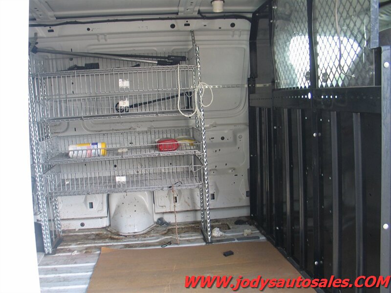 Used 2000 Ford E-250 and Econoline 250 RWD image 11