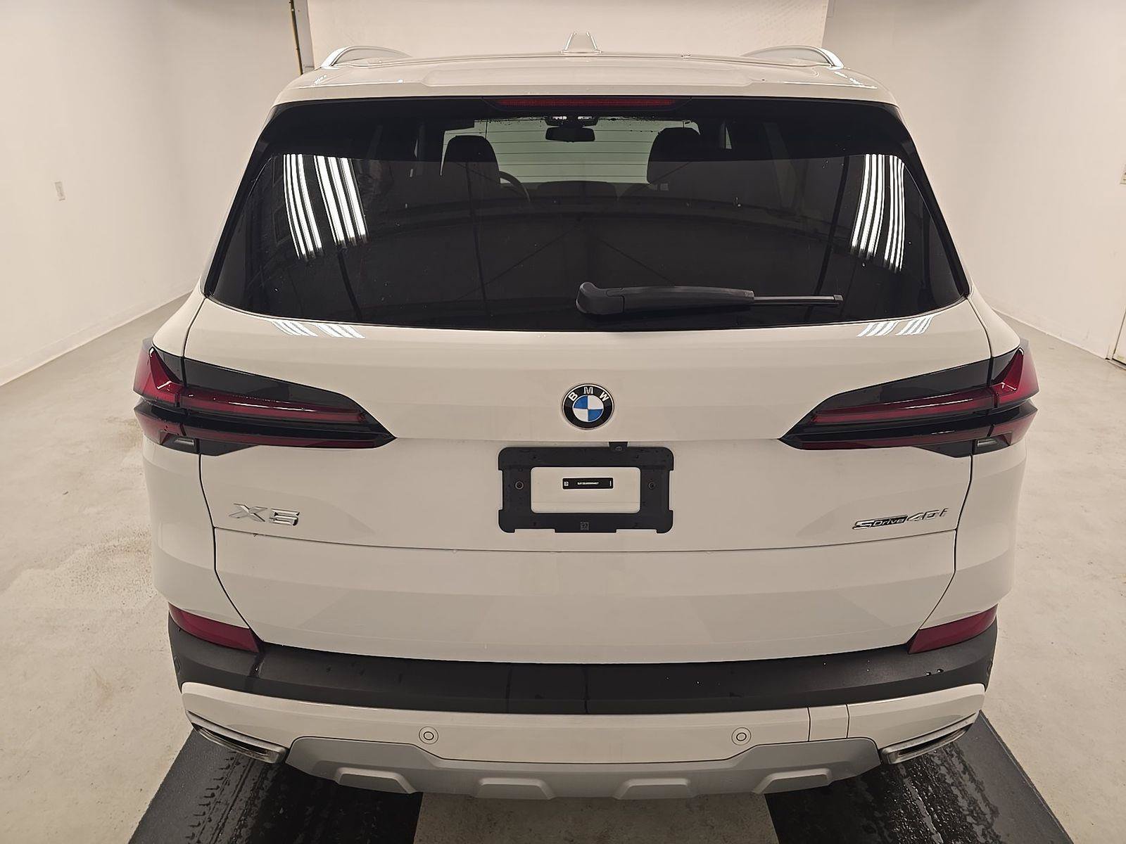 Certified 2025 BMW X5 sDrive40i RWD image 5