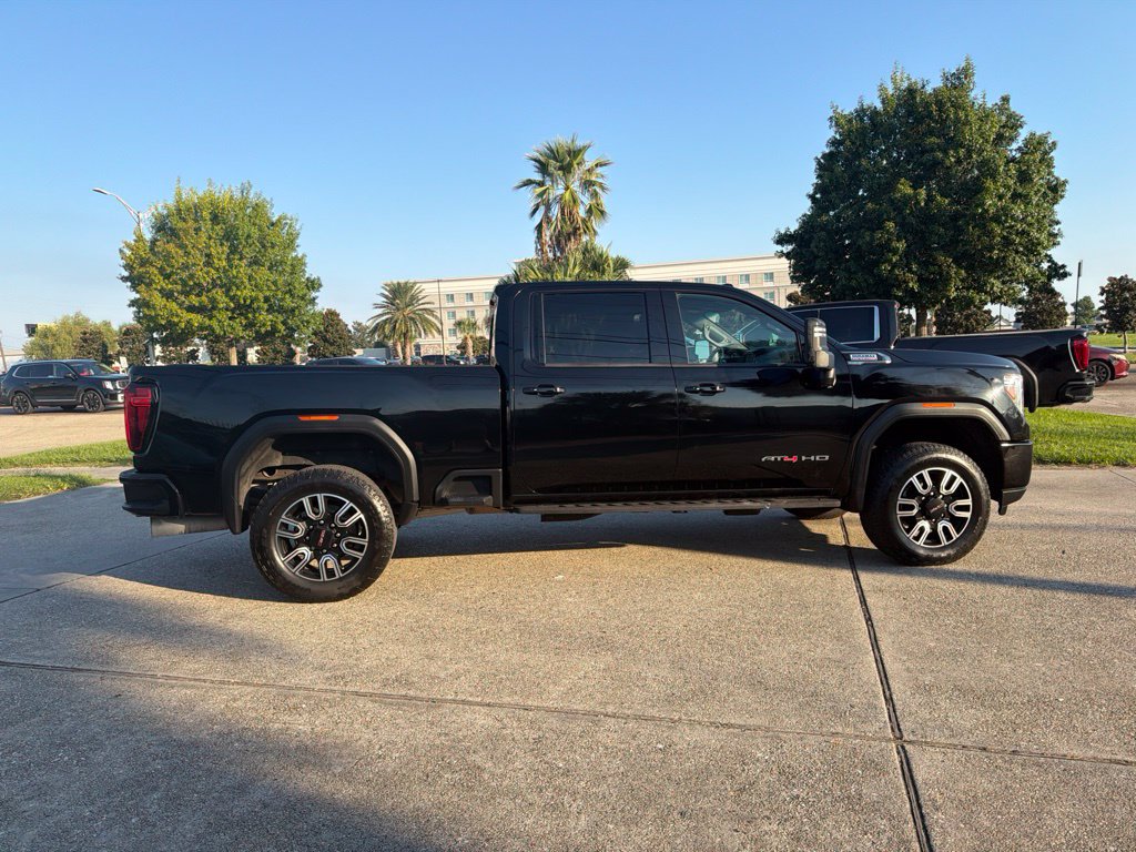 Used 2022 GMC Sierra 2500 AT4 w/ AT4 Preferred Package AWD/4WD image 4