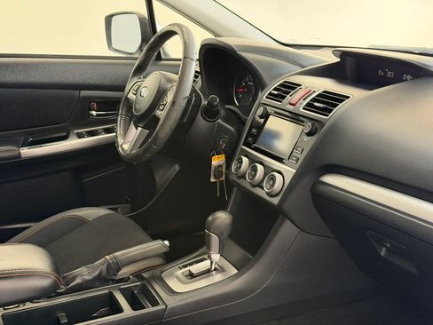 Used 2016 Subaru Crosstrek 2.0i Premium AWD/4WD image 28