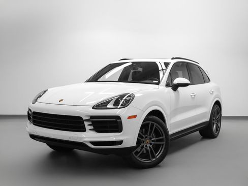 Used 2020 Porsche Cayenne AWD/4WD image 1