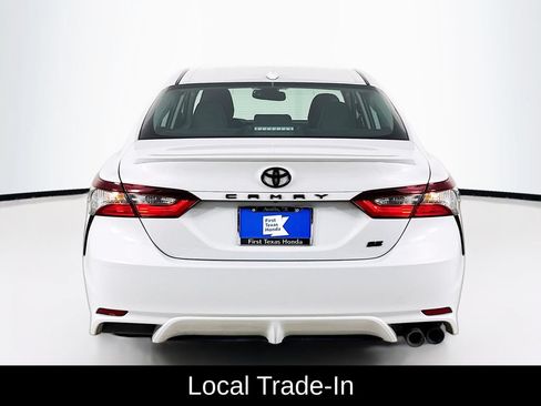 Used 2024 Toyota Camry SE w/ Convenience Package FWD image 6