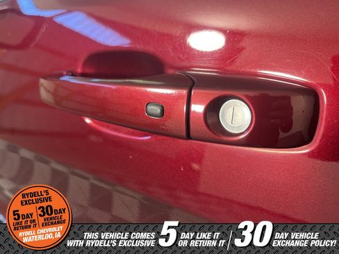 Used 2018 Jeep Grand Cherokee Laredo image 15