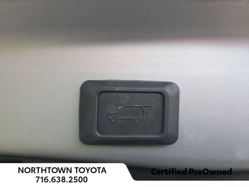 Used 2021 Toyota RAV4 SE w/ Weather & Moonroof Package image 11