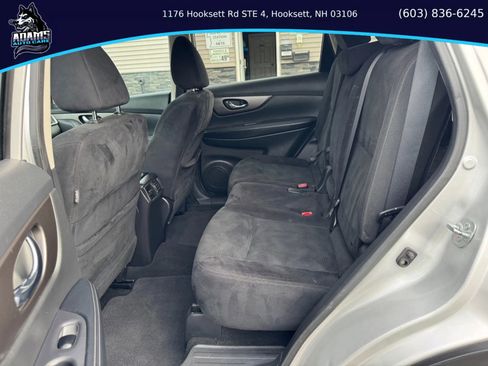 Used 2014 Nissan Rogue SV image 14