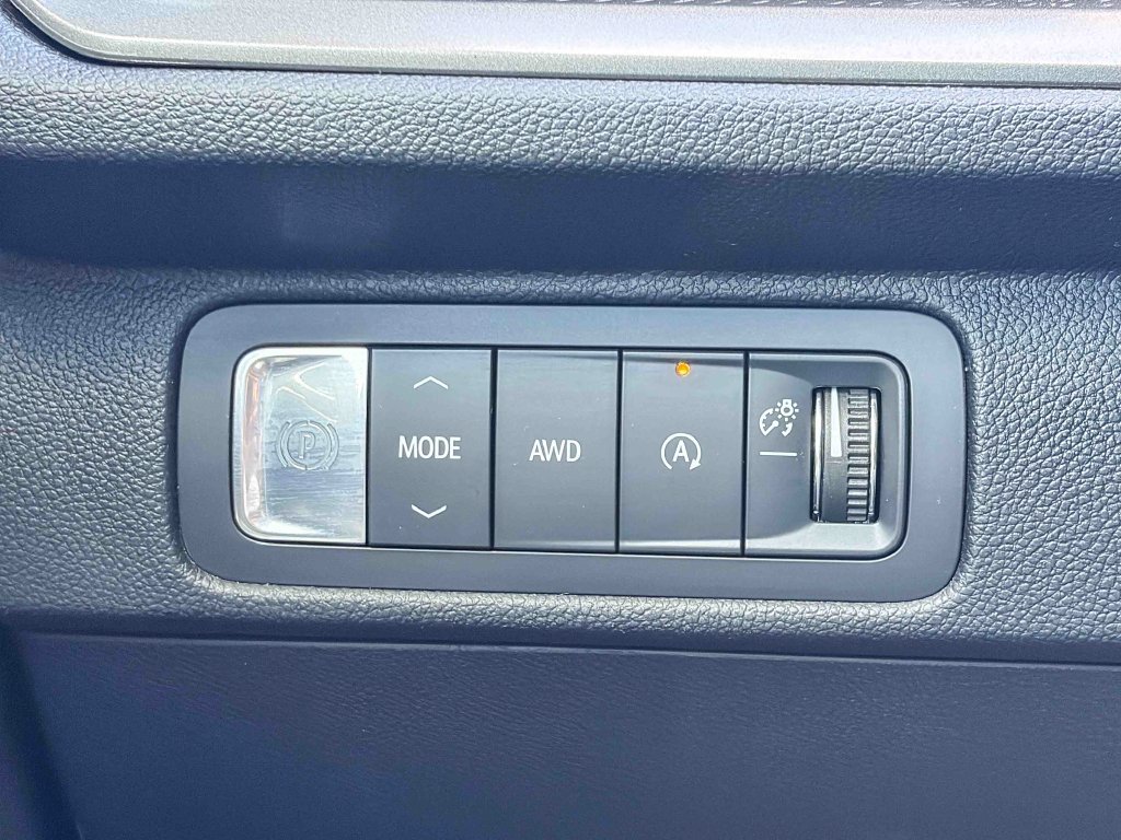 Used 2026 Chevrolet Traverse LT w/ Enhanced Driving Package AWD/4WD image 48