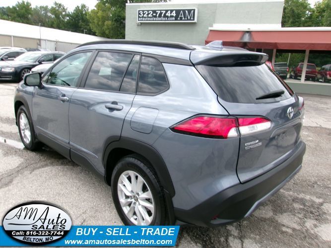 Used 2024 Toyota Corolla Cross LE AWD/4WD image 3