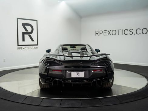 Used 2019 McLaren 570S Spider image 16