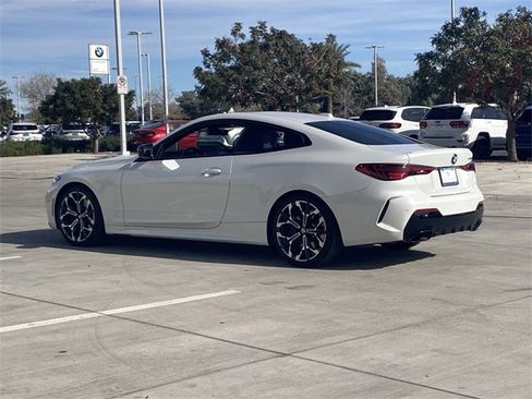 Certified 2025 BMW M440i Coupe w/ Premium Package image 9