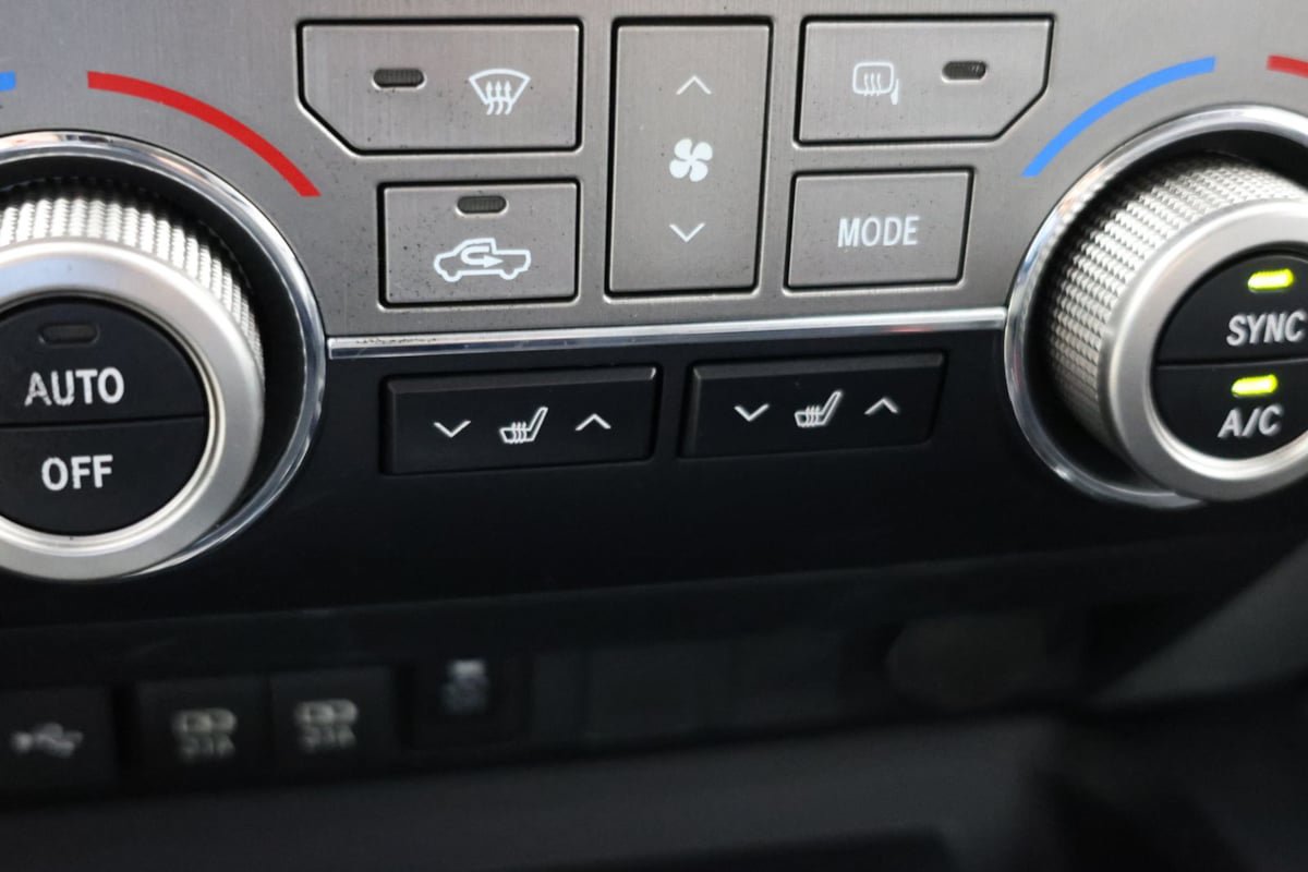 Used 2020 Toyota Tundra Limited AWD/4WD image 9
