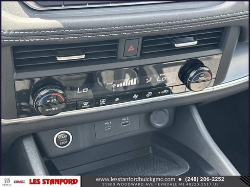 Used 2023 Nissan Rogue SV AWD/4WD image 31